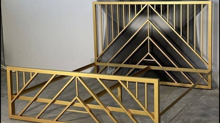 Réalisation de portes et fenêtres en métal